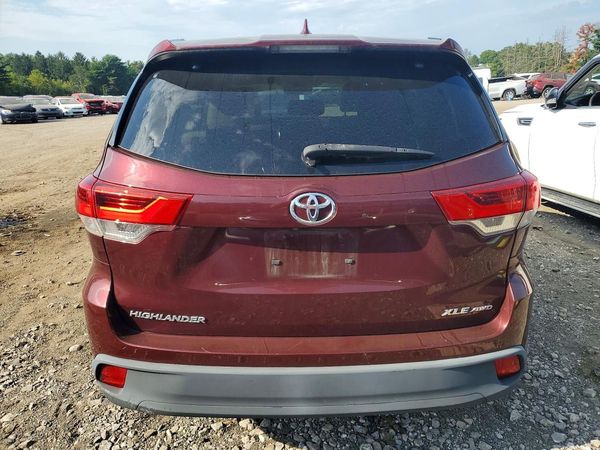 2017 TOYOTA HIGHLANDER SE/XLE