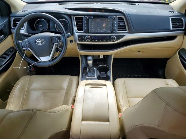 2017 TOYOTA HIGHLANDER SE/XLE