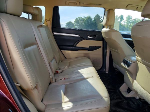 2017 TOYOTA HIGHLANDER SE/XLE