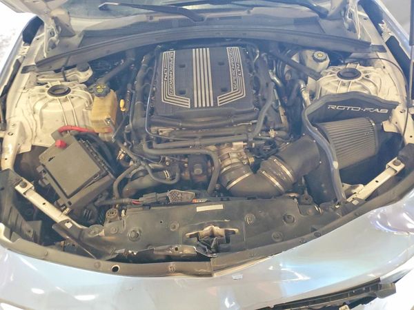 2018 CHEVROLET CAMARO ZL1 — Engine bay