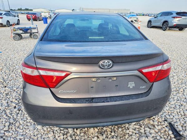 2015 TOYOTA CAMRY