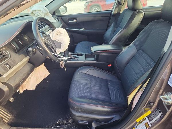 2015 TOYOTA CAMRY
