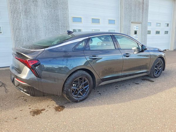 2026 KIA K5 LXS