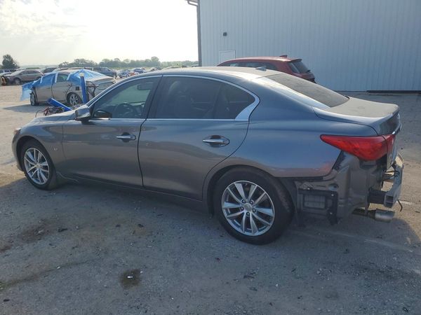 2015 INFINITI Q50