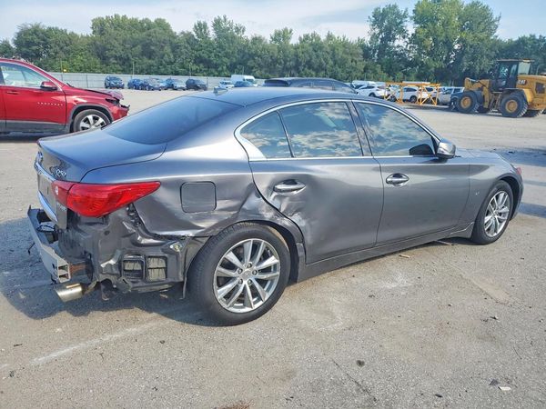 2015 INFINITI Q50