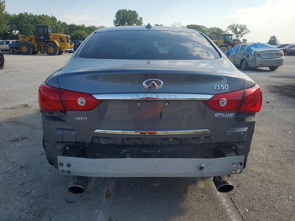2015 INFINITI Q50