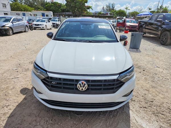 2019 VOLKSWAGEN JETTA