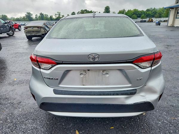 2022 TOYOTA COROLLA
