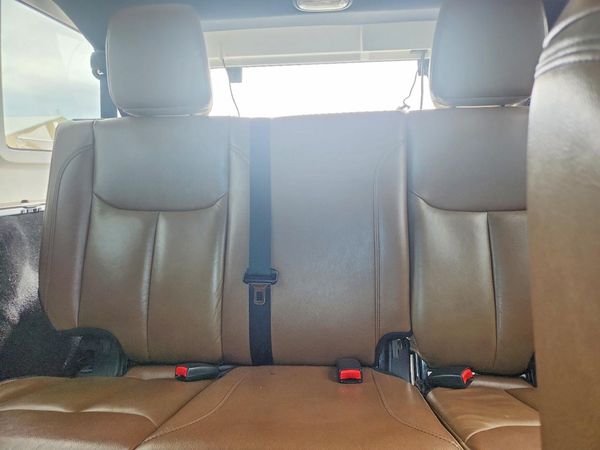 2017 JEEP WRANGLER UNLIMITED Unlimited Sahara — SUVN