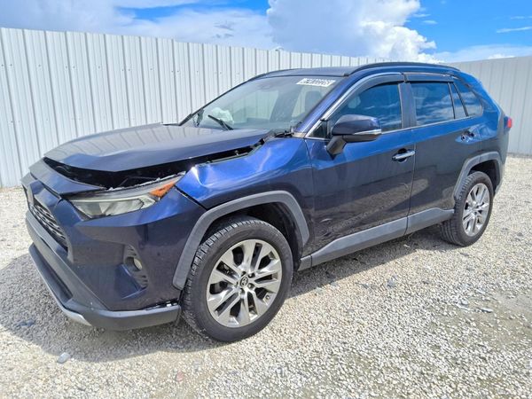 2019 TOYOTA RAV4 — DSFA — Front 3/4