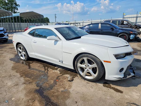 2015 CHEVROLET CAMARO 1LT — Passenger 3/4