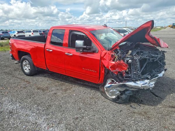 2018 CHEVROLET SILVERADO LT — Passenger 3/4