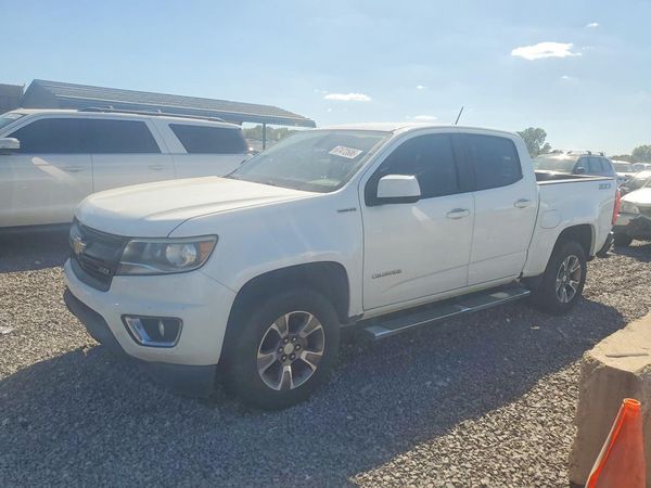 2017 CHEVROLET COLORADO Z71 — Front 3/4
