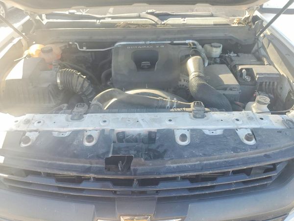 2017 CHEVROLET COLORADO Z71 — Engine bay