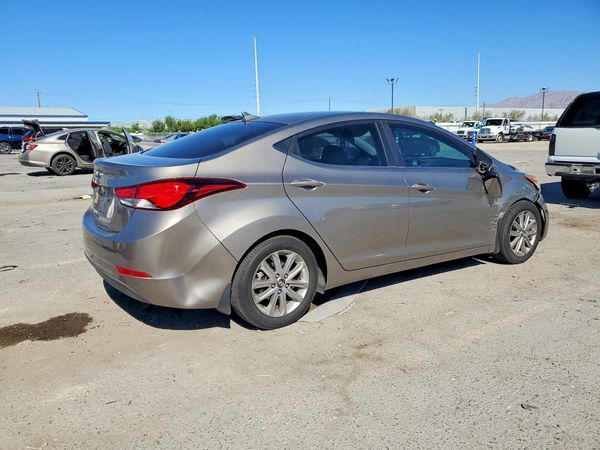2015 HYUNDAI ELANTRA GLS(Middle)