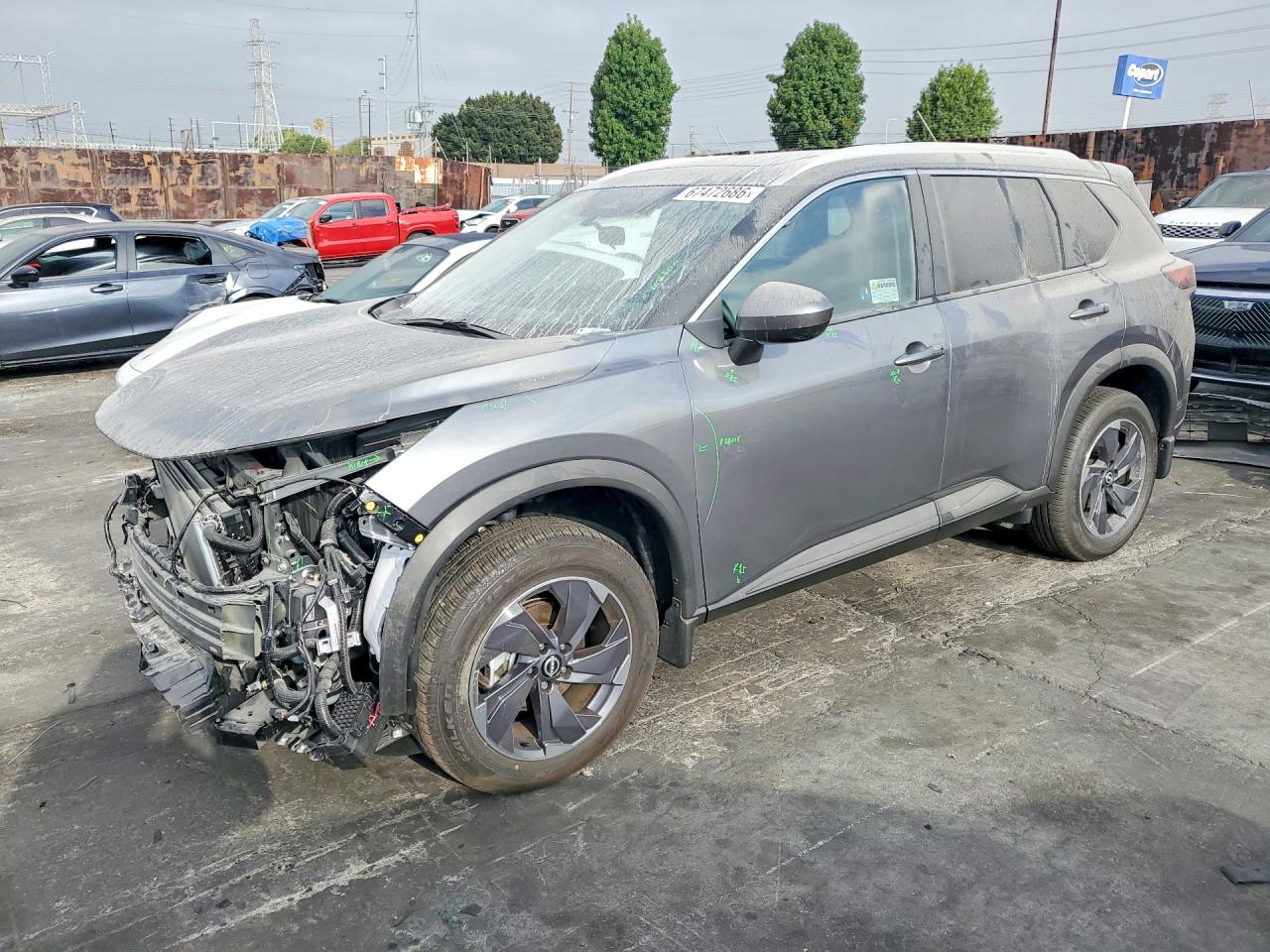 2025 NISSAN ROGUE SV — Front 3/4