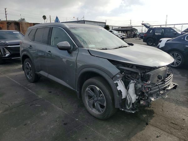 2025 NISSAN ROGUE SV — Passenger 3/4