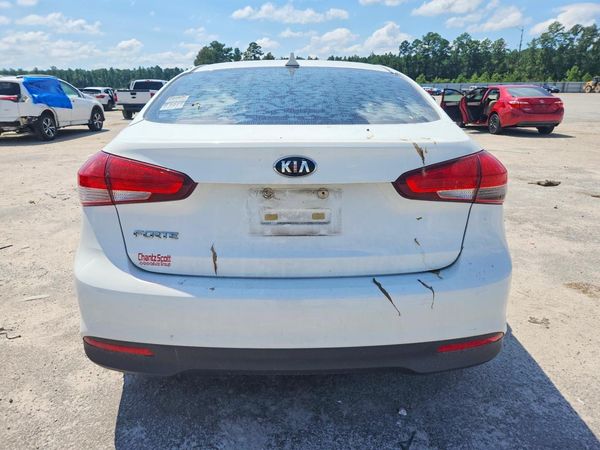 2017 KIA FORTE