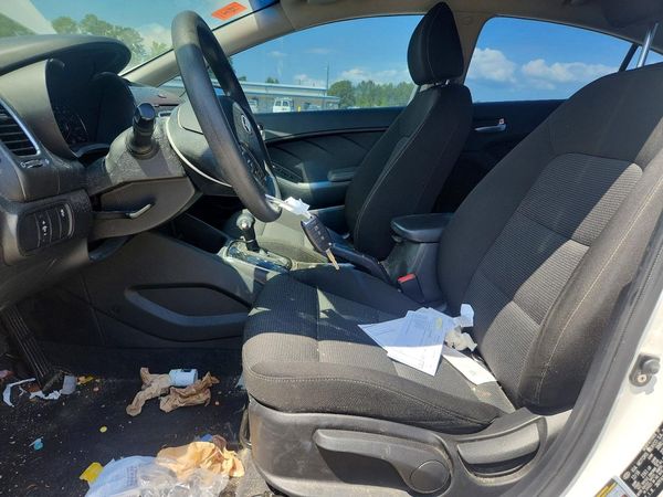 2017 KIA FORTE