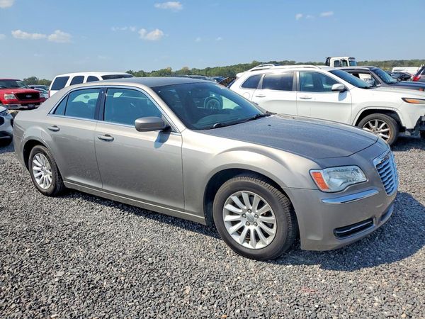 2014 CHRYSLER 300