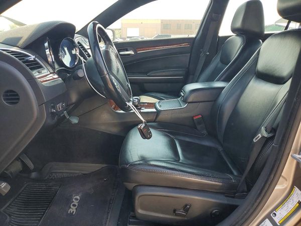 2014 CHRYSLER 300