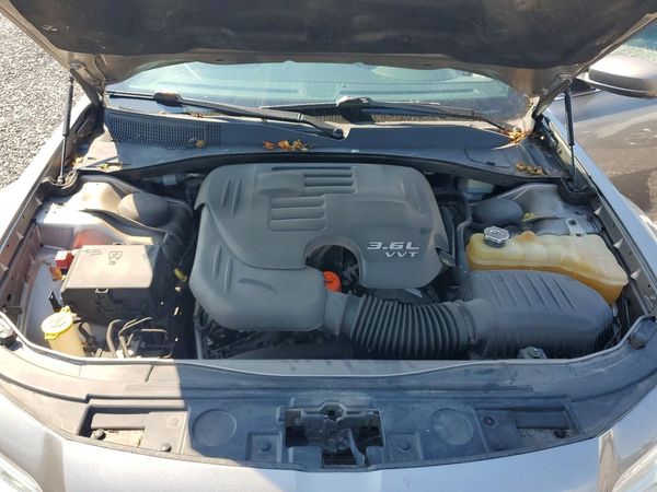 2014 CHRYSLER 300