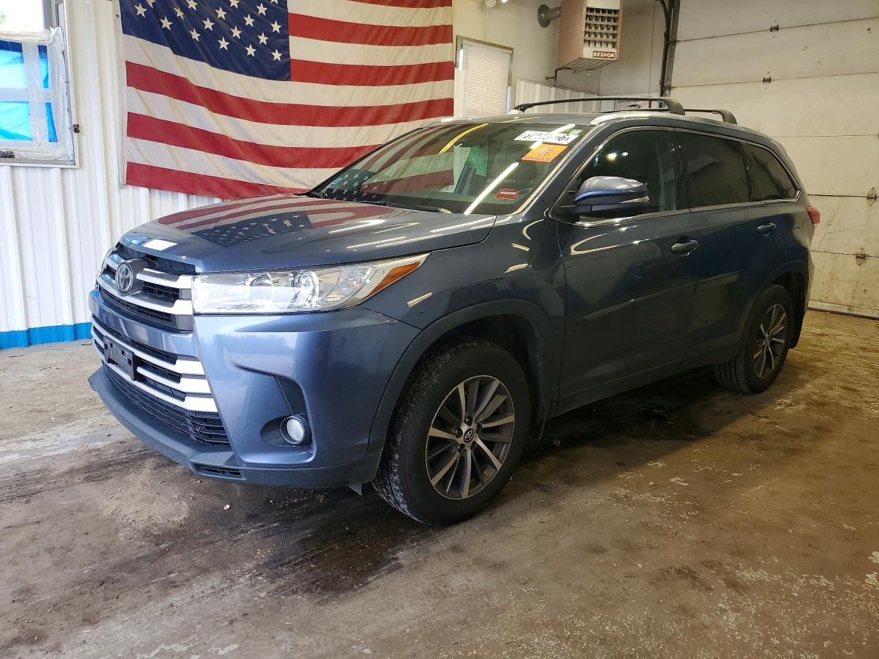 2019 TOYOTA HIGHLANDER