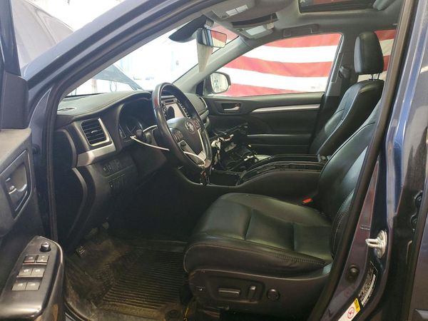 2019 TOYOTA HIGHLANDER