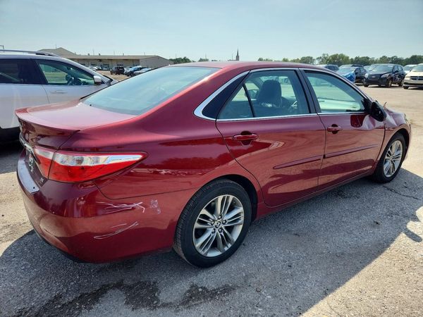 2016 TOYOTA CAMRY