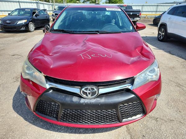 2016 TOYOTA CAMRY