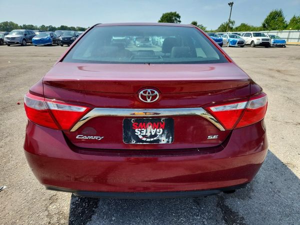 2016 TOYOTA CAMRY