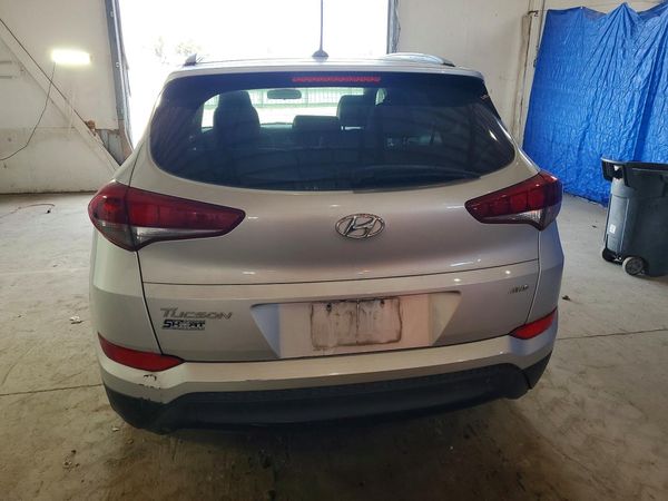 2016 HYUNDAI TUCSON