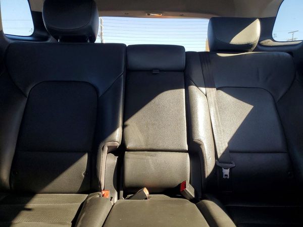 2018 HYUNDAI SANTA FE SE Premium pkg