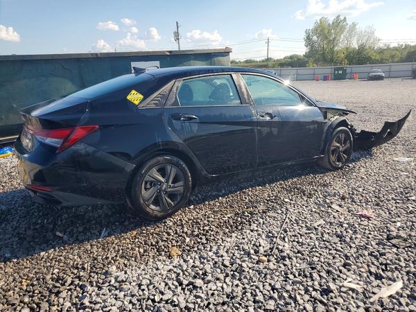 2022 HYUNDAI ELANTRA