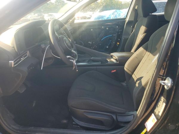 2022 HYUNDAI ELANTRA