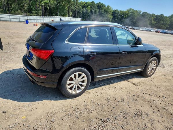 2013 AUDI Q5 Premium Plus — PSRA