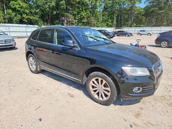 2013 AUDI Q5 Premium Plus — Passenger 3/4