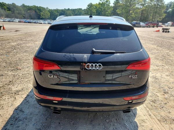 2013 AUDI Q5 Premium Plus — DIRR