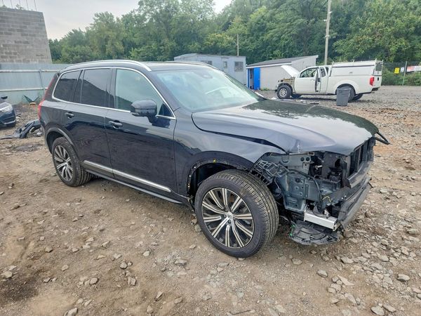 2025 VOLVO XC90 Plus Bright
