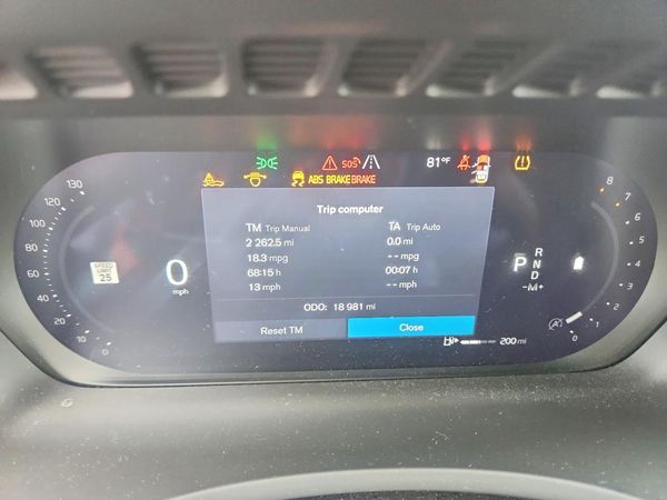 2025 VOLVO XC90 Plus Bright