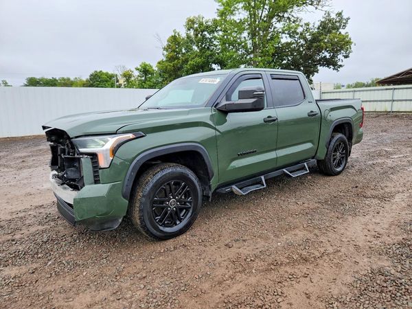 2022 TOYOTA TUNDRA