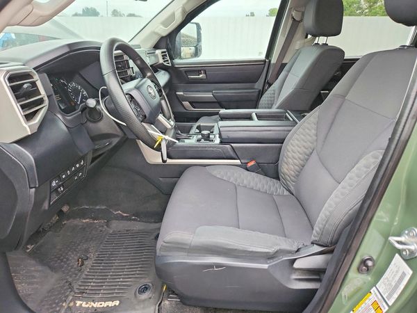 2022 TOYOTA TUNDRA SR5