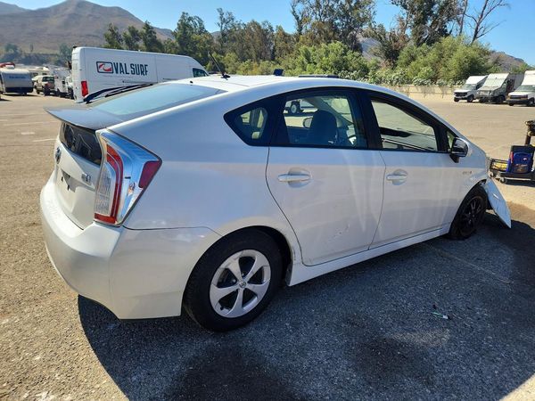 2015 TOYOTA PRIUS — PSRA