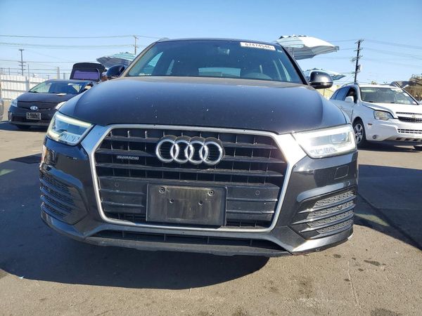 2018 AUDI Q3