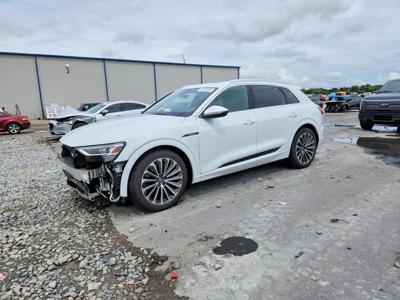 2019 AUDI E-TRON e-tron quattro Prestige