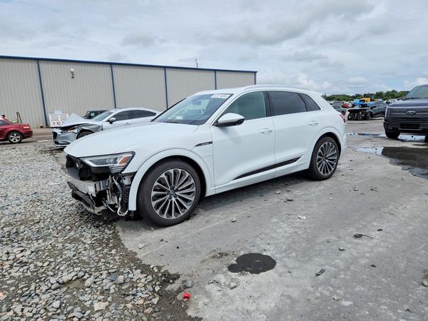 2019 AUDI E-TRON e-tron quattro Prestige