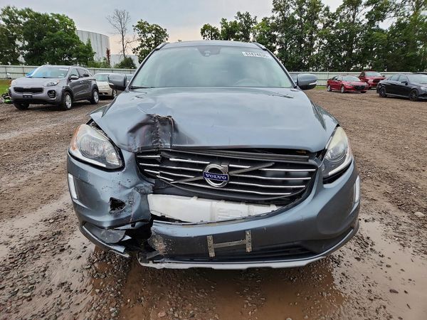 2017 VOLVO XC60 Inscription