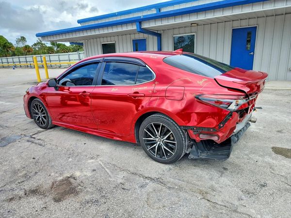 2021 TOYOTA CAMRY
