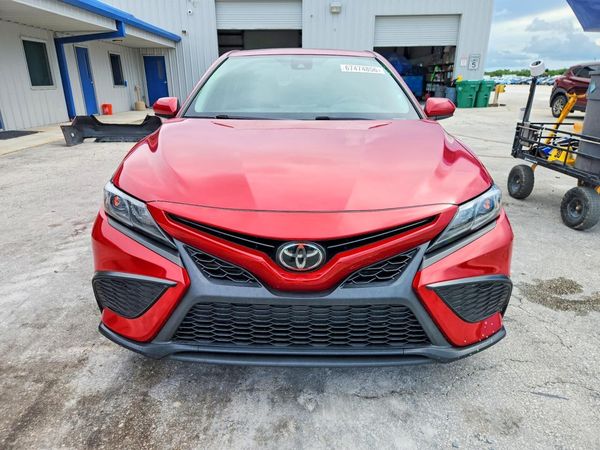 2021 TOYOTA CAMRY