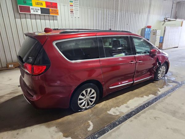 2025 CHRYSLER PACIFICA Touring L